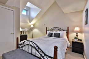 Alpine Oasis Studio at Mountain Green Resort - Shuttle to the Slopes, Pool, Hot Tub, Gym, Ski Shop, Restaurant!